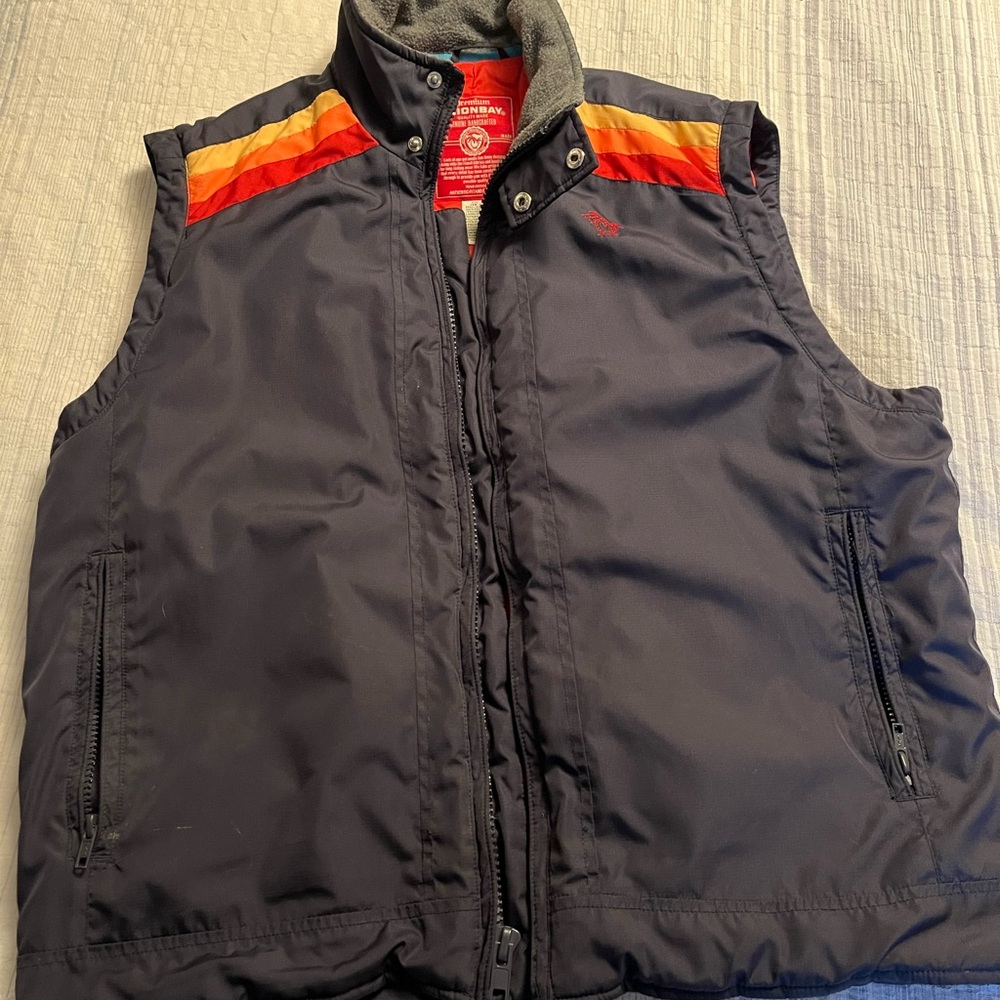 UNIONBAY Navy Vest with Multicolor Stripes